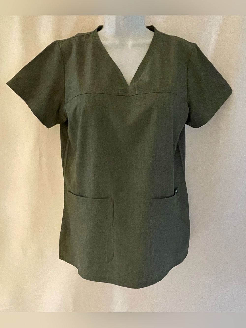 Adar Pro Ultimate Scrub Top Size Medium Heather Green